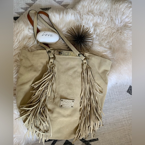 Patricia Nash fringe purse - Picture 1 of 12